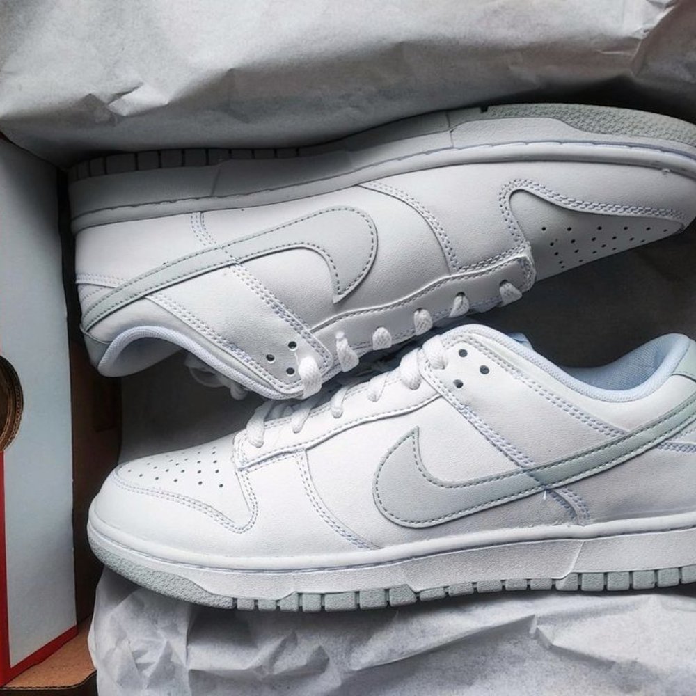 dunks - Picture 2 of 2